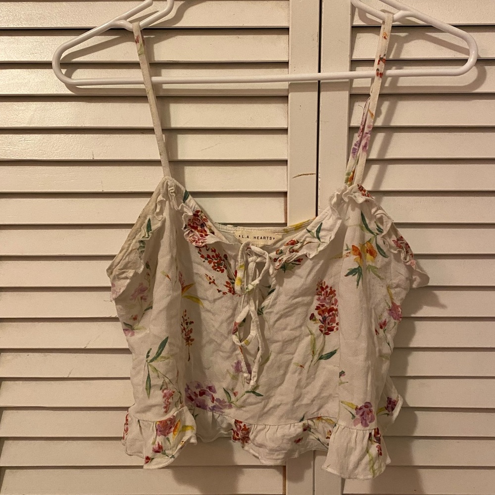 Cropped white floral tank top from L.A. Hearts.
